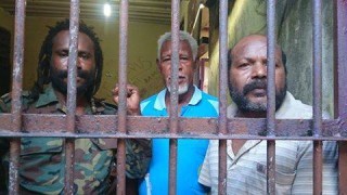 Chairman of the Regional Peoples Parliament (PRD) Apollos Sroyer, Secretary of KNPB Biak region Judas Kosay and Dorteus Bonsapia of the Federated Republic (NFRPB) are in Police custody after being arrested on 20th May.